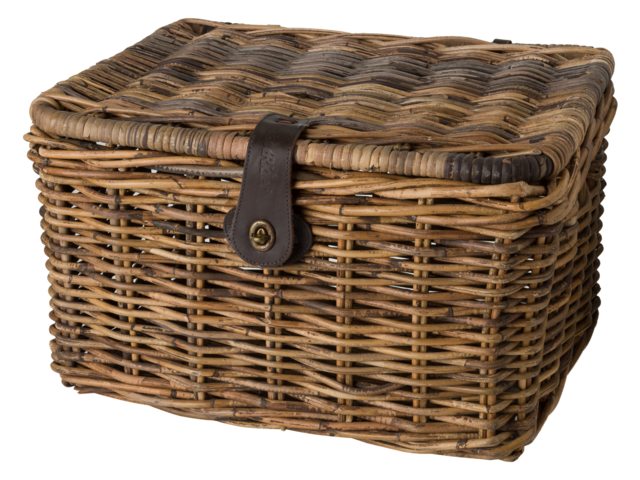 Fastrider Rotan mand met klep Bruin - Fietsenconcurrent.nl Fastrider Rotan mand met klep Bruin - Fietsenconcurrent.nl