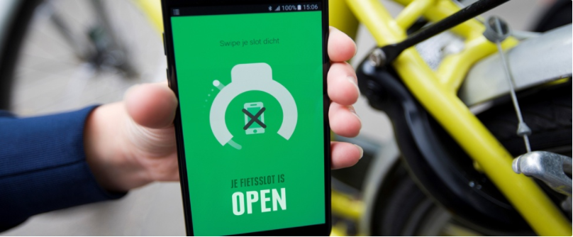 Smartphonegebruik geblokkeerd tijdens fietsen door slim fietsslot