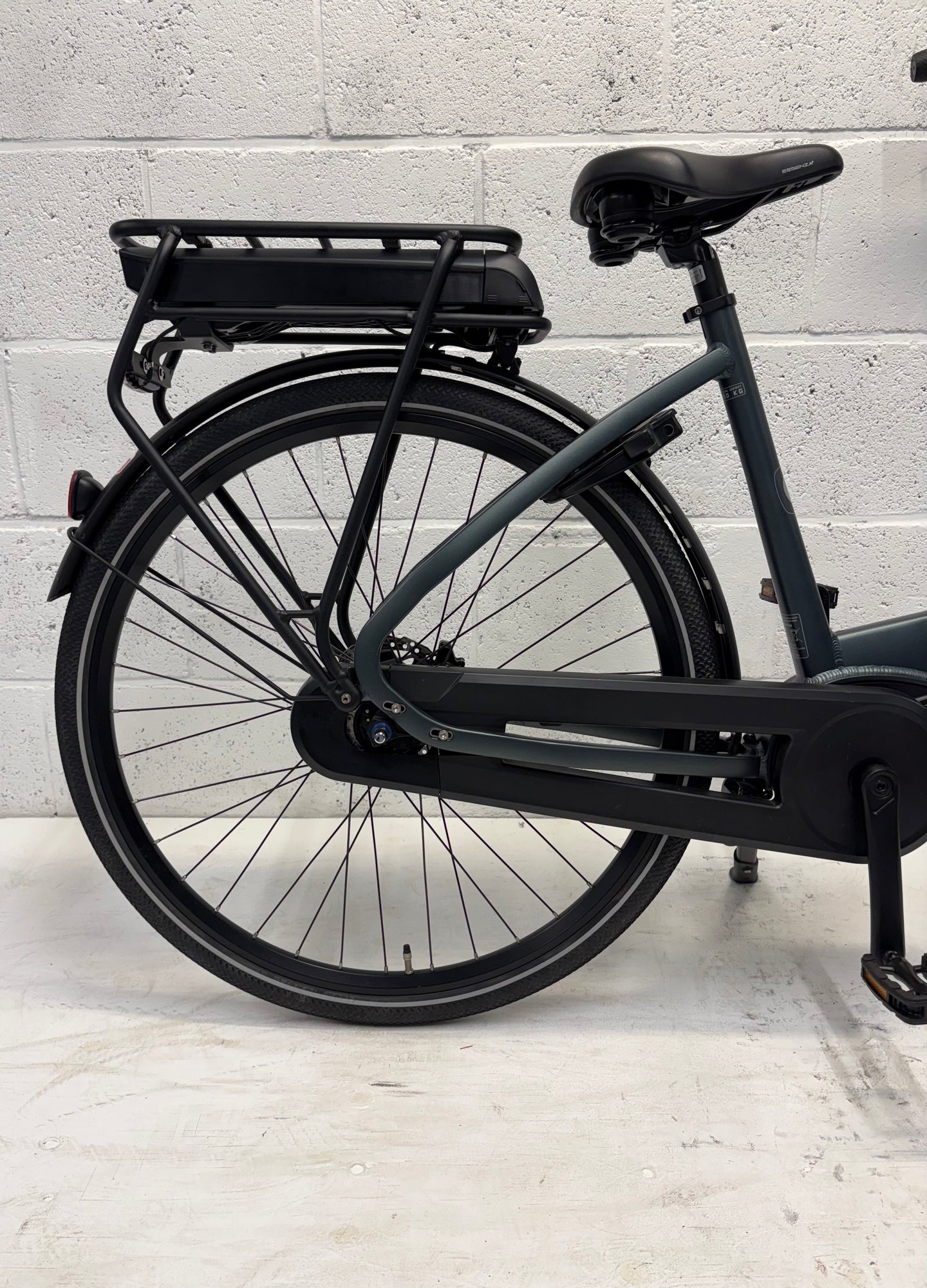 Cortina E-Common DB7 Dames Refurbished