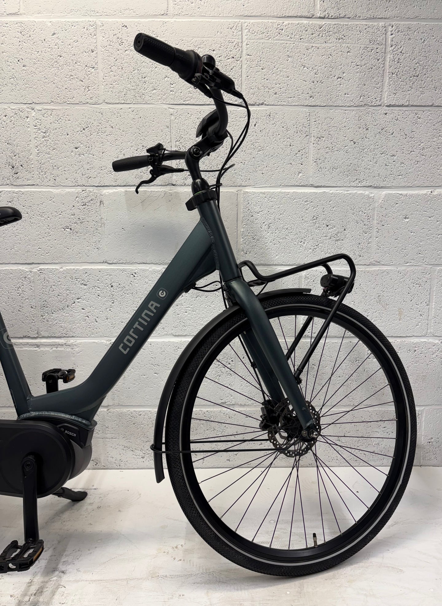 Cortina E-Common DB7 Dames Refurbished