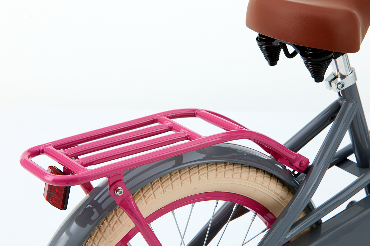 Supersuper Lola 18 inch 2025 Meisjes - Fietsenconcurrent.nl