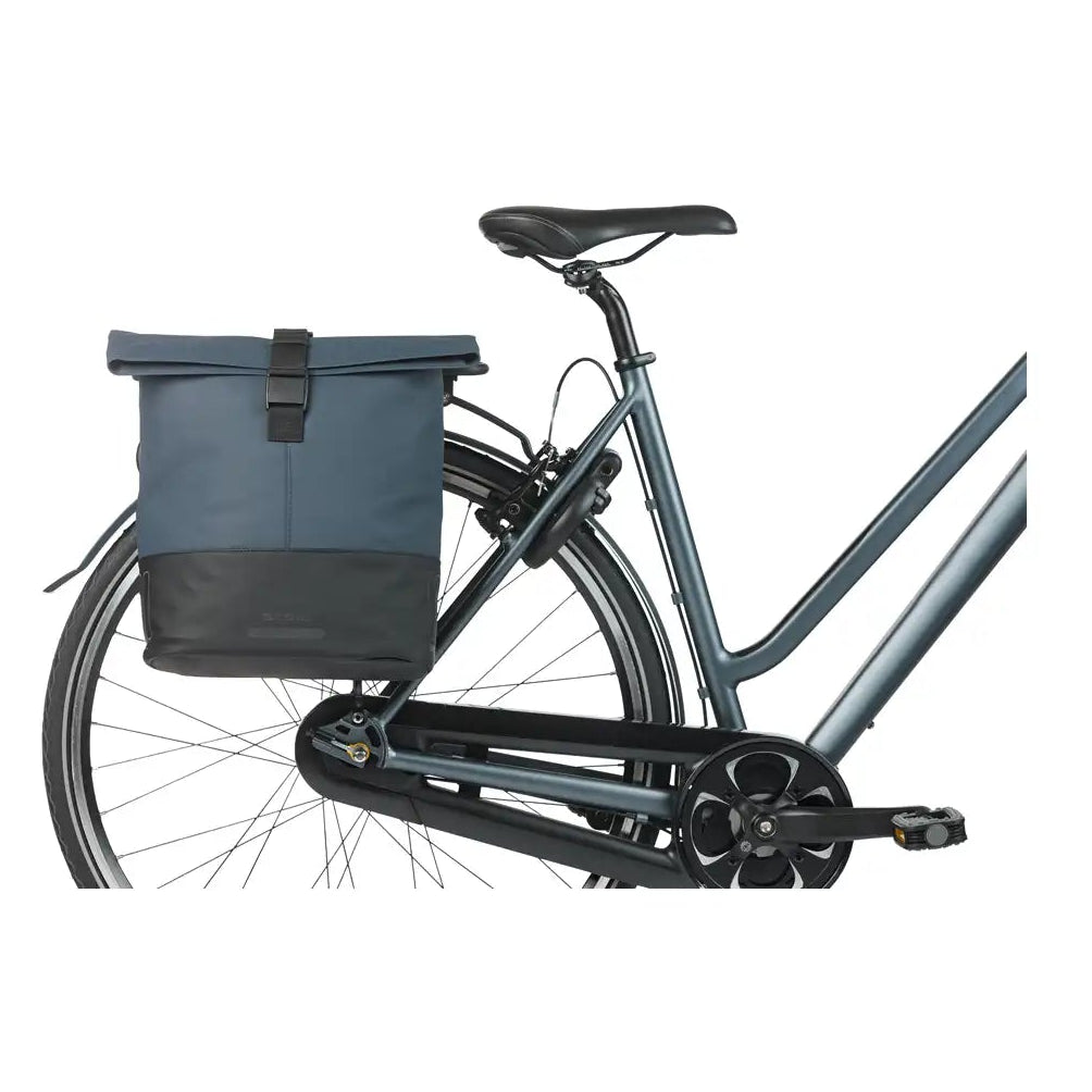 Basil fietstas dubbel Cove 28-32L - Fietsenconcurrent.nl