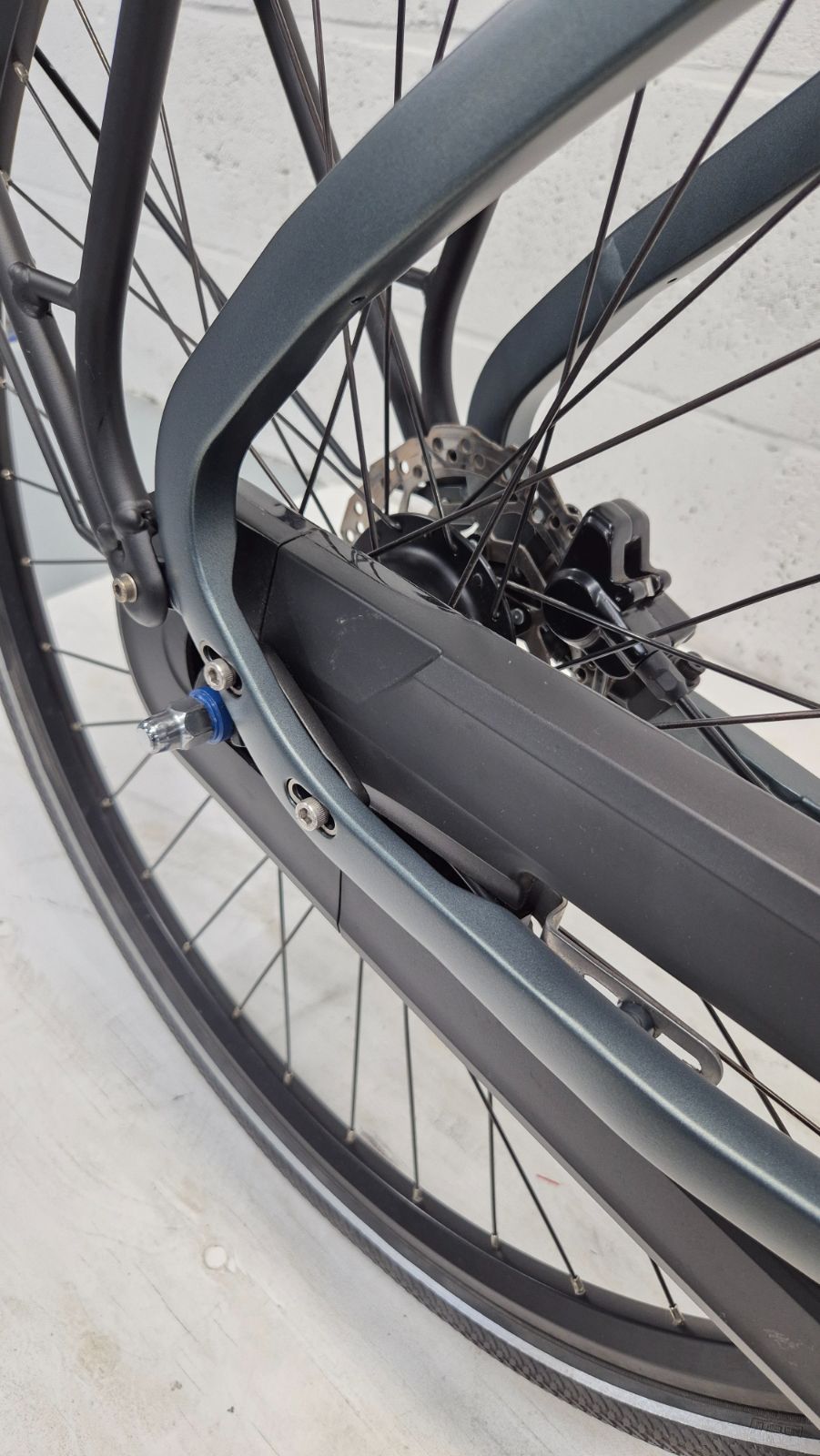 Cortina E-Common DB7 Dames Refurbished